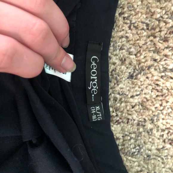 stretchy navy skirt! - Picture 5 of 5